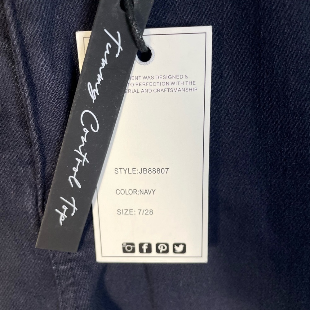 Judy Blue Tummy Control Wide Leg Crop Jean Garment Dyed Navy Blue NWT - Picture 5 of 11